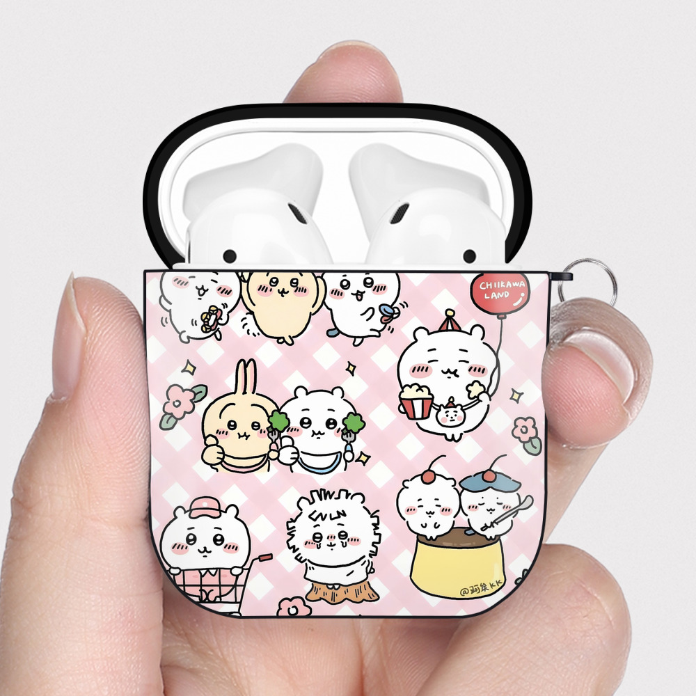 （画像用） ちいかわ Chii-kawa AirPods 第2世代保護ケース ハードシェル ブラック 耐衝撃・防指紋・カラビナ付き