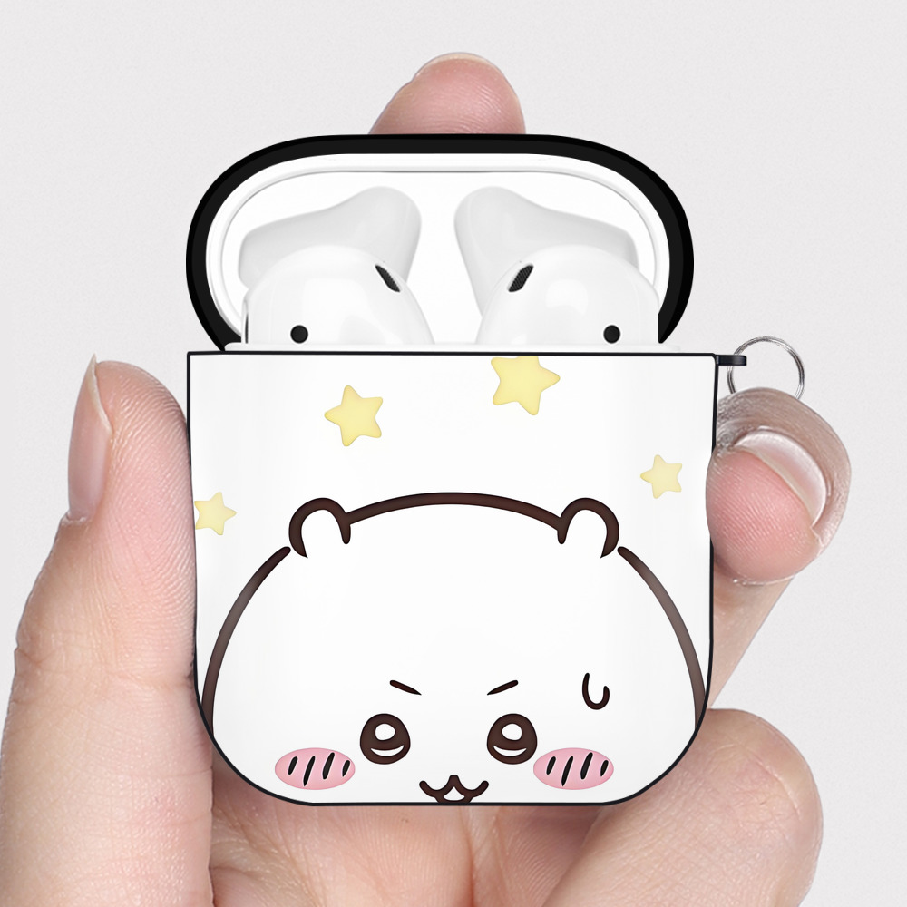 （画像用） ちいかわ Chii-kawa AirPods 第2世代保護ケース ハードシェル ブラック 耐衝撃・防指紋・カラビナ付き