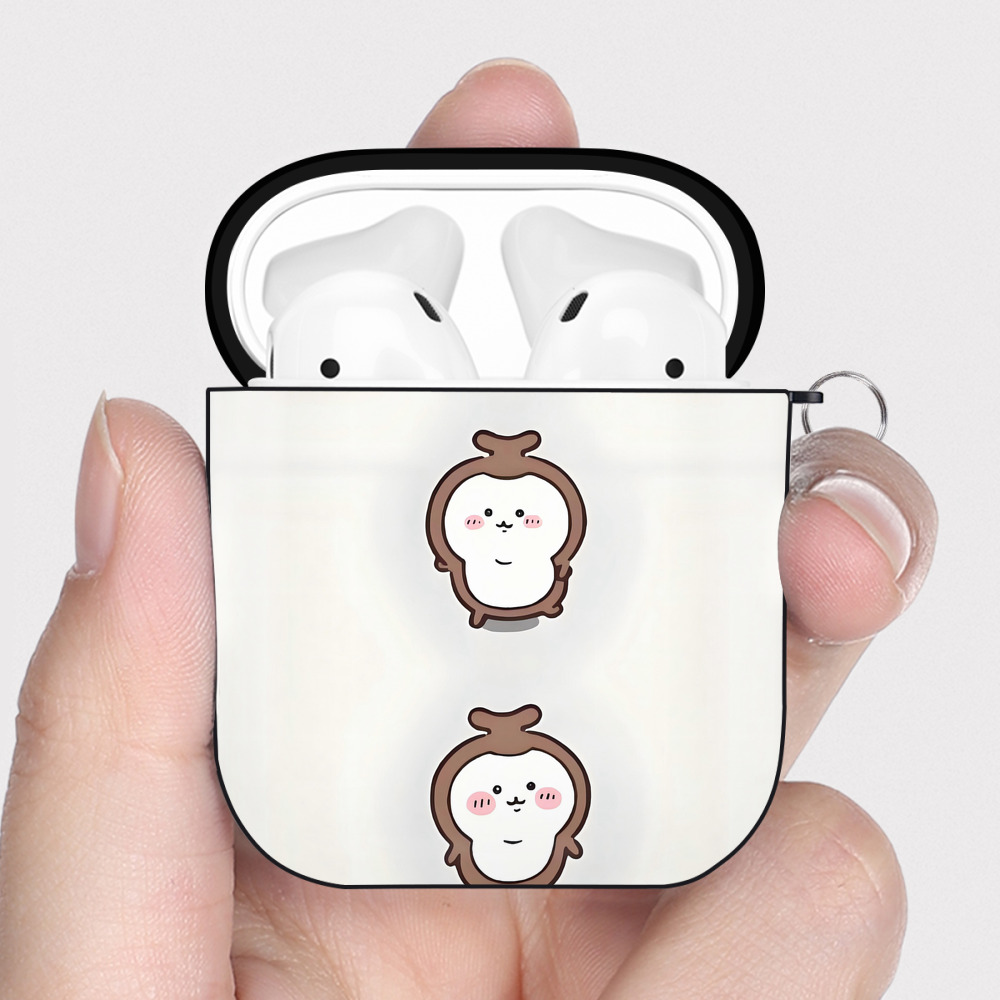 （画像用） ちいかわ Chii-kawa AirPods 第2世代保護ケース ハードシェル ブラック 耐衝撃・防指紋・カラビナ付き