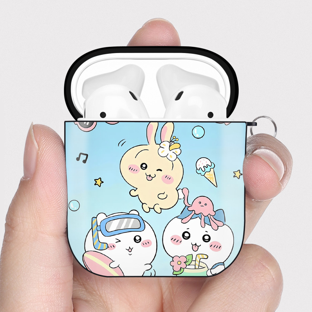 （画像用） ちいかわ Chii-kawa AirPods 第2世代保護ケース ハードシェル ブラック 耐衝撃・防指紋・カラビナ付き