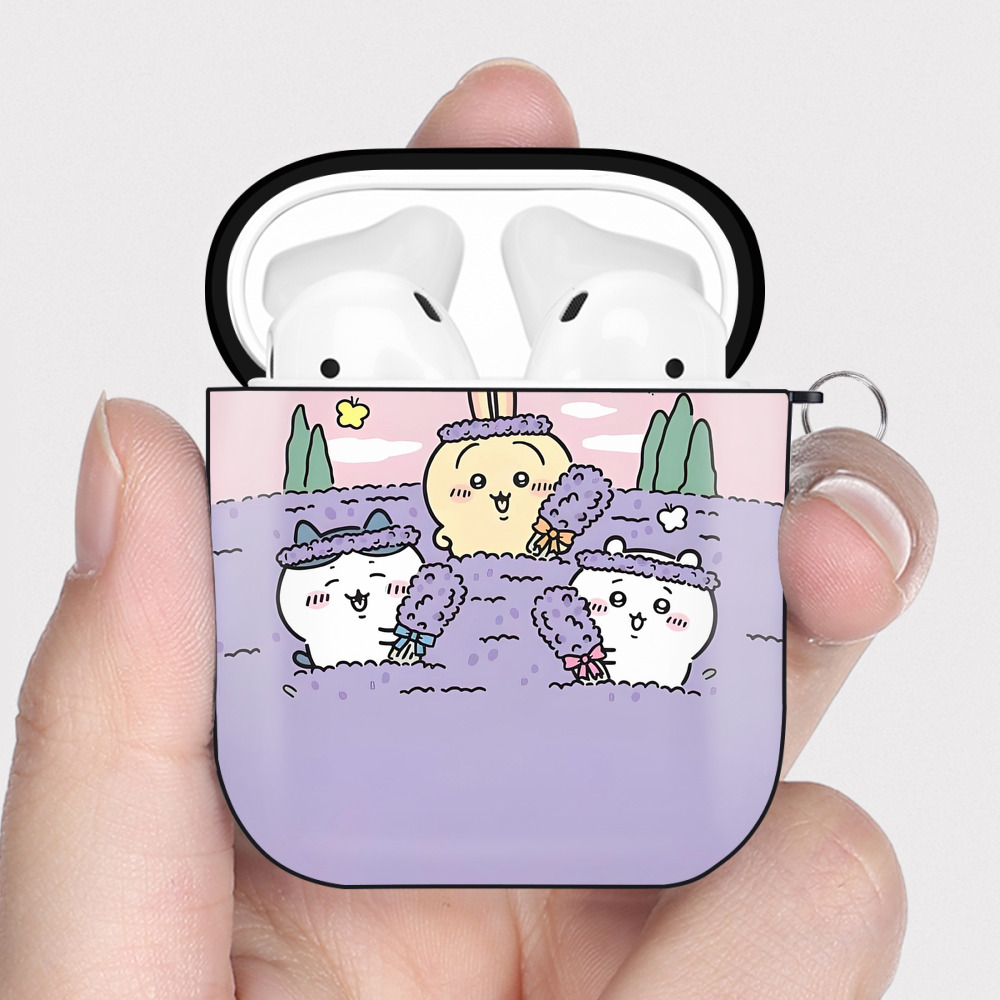 （画像用） ちいかわ Chii-kawa AirPods 第2世代保護ケース ハードシェル ブラック 耐衝撃・防指紋・カラビナ付き