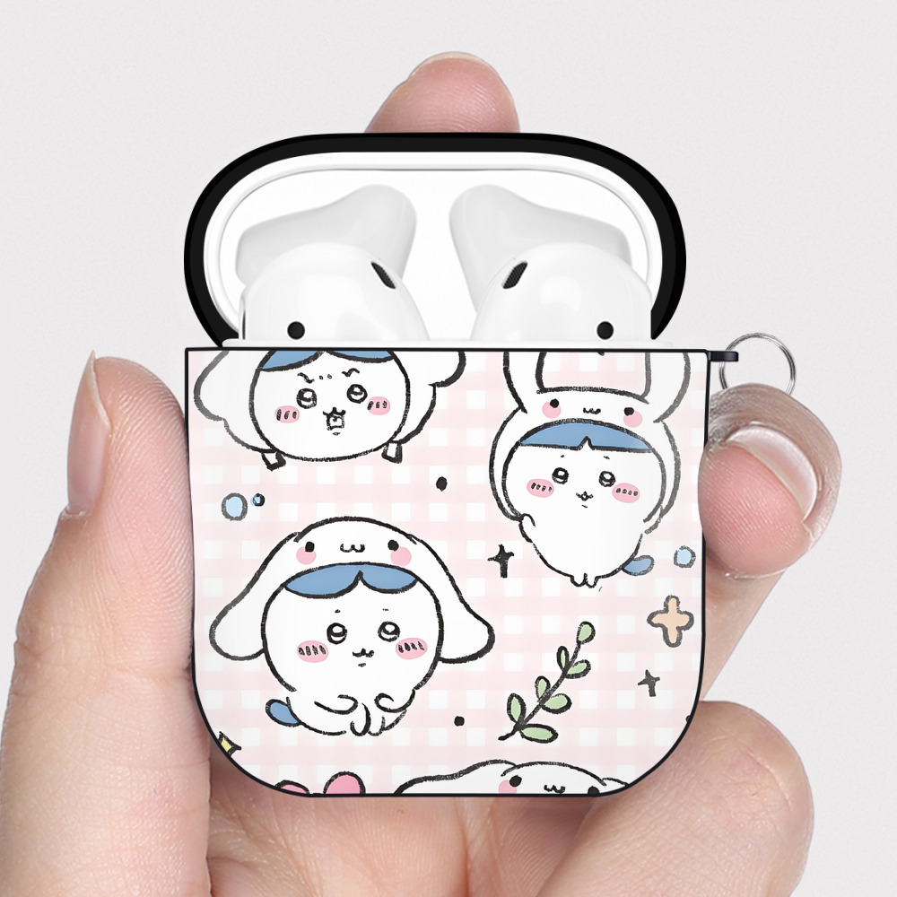 （画像用） ちいかわ Chii-kawa AirPods 第2世代保護ケース ハードシェル ブラック 耐衝撃・防指紋・カラビナ付き