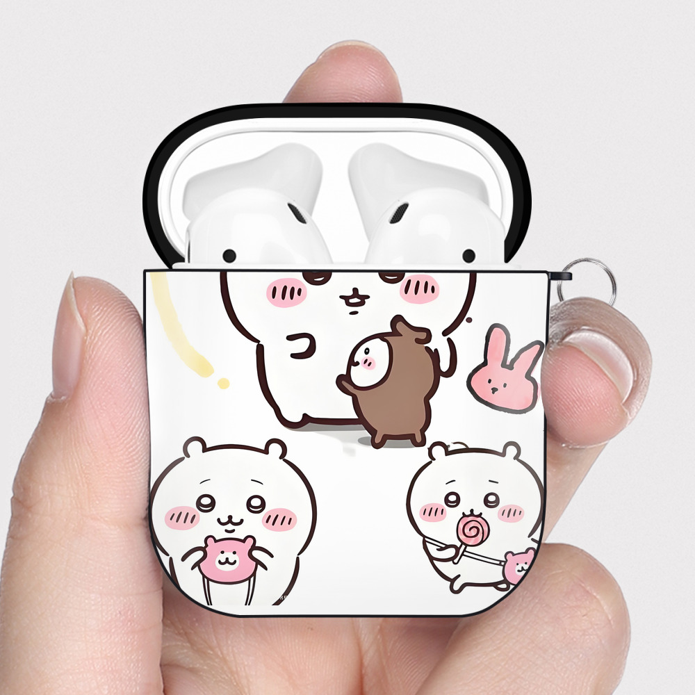 （画像用） ちいかわ Chii-kawa AirPods 第2世代保護ケース ハードシェル ブラック 耐衝撃・防指紋・カラビナ付き