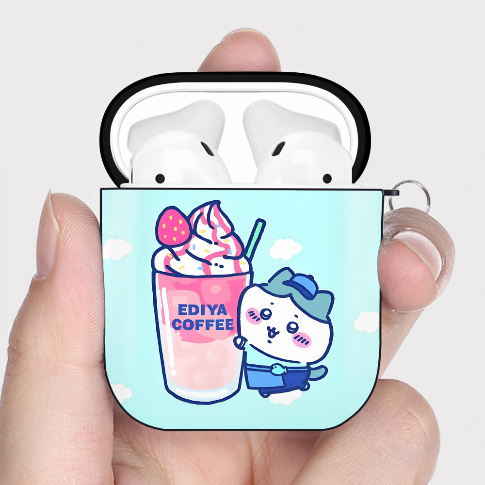 （画像用） ちいかわ Chii-kawa AirPods 第2世代保護ケース ハードシェル ブラック 耐衝撃・防指紋・カラビナ付き