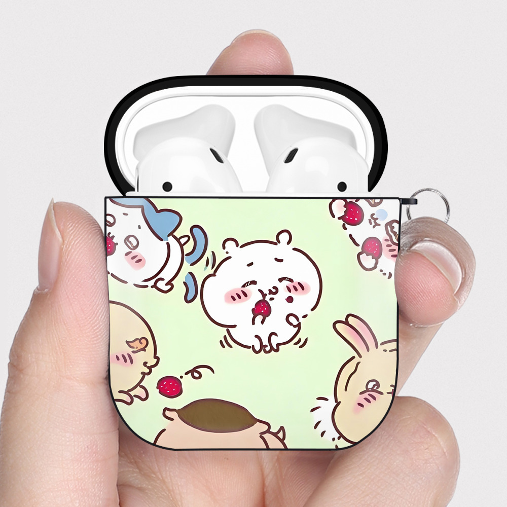 （画像用） ちいかわ Chii-kawa AirPods 第2世代保護ケース ハードシェル ブラック 耐衝撃・防指紋・カラビナ付き