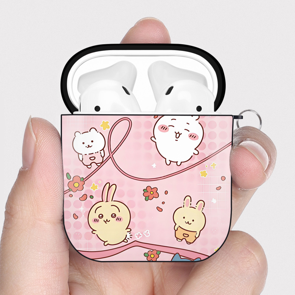 （画像用） ちいかわ Chii-kawa AirPods 第2世代保護ケース ハードシェル ブラック 耐衝撃・防指紋・カラビナ付き
