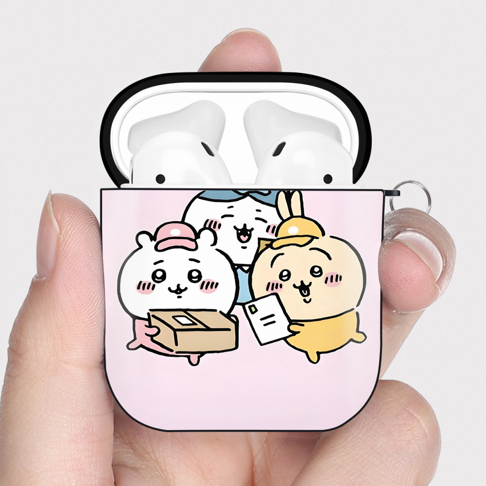 （画像用） ちいかわ Chii-kawa AirPods 第2世代保護ケース ハードシェル ブラック 耐衝撃・防指紋・カラビナ付き