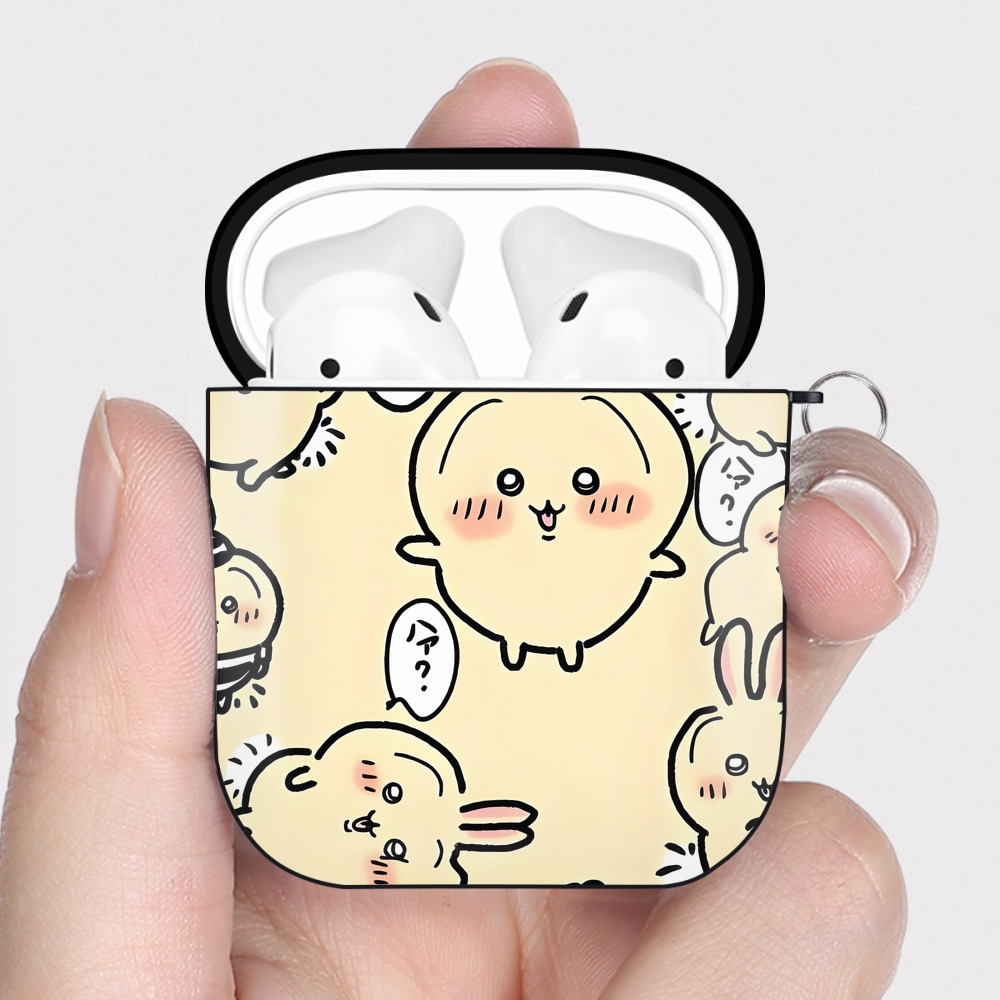 （画像用） ちいかわ Chii-kawa AirPods 第2世代保護ケース ハードシェル ブラック 耐衝撃・防指紋・カラビナ付き
