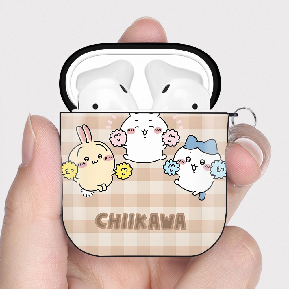 （画像用） ちいかわ Chii-kawa AirPods 第2世代保護ケース ハードシェル ブラック 耐衝撃・防指紋・カラビナ付き