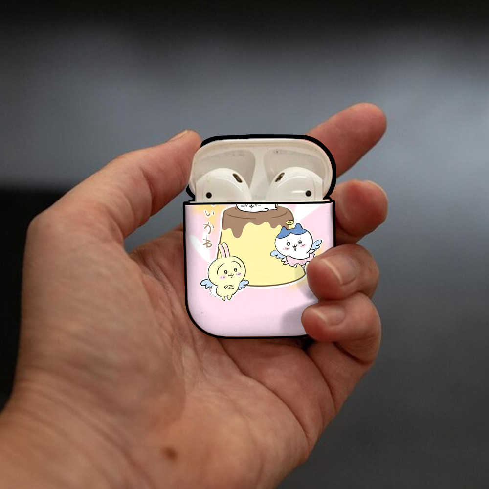 ちいかわ Chii-kawa AirPods 第2世代保護ケース ハードシェル ブラック 耐衝撃・防指紋・カラビナ付き