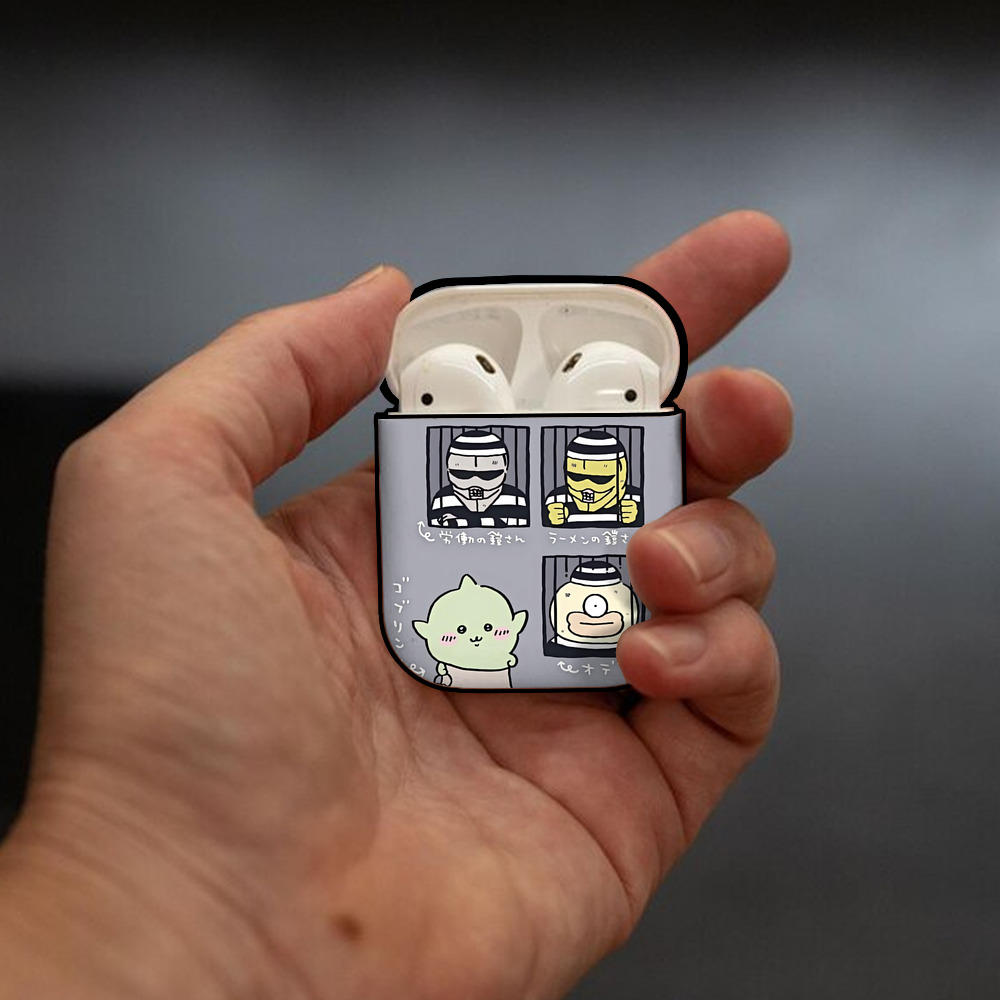 ちいかわ Chii-kawa AirPods 第2世代保護ケース ハードシェル ブラック 耐衝撃・防指紋・カラビナ付き