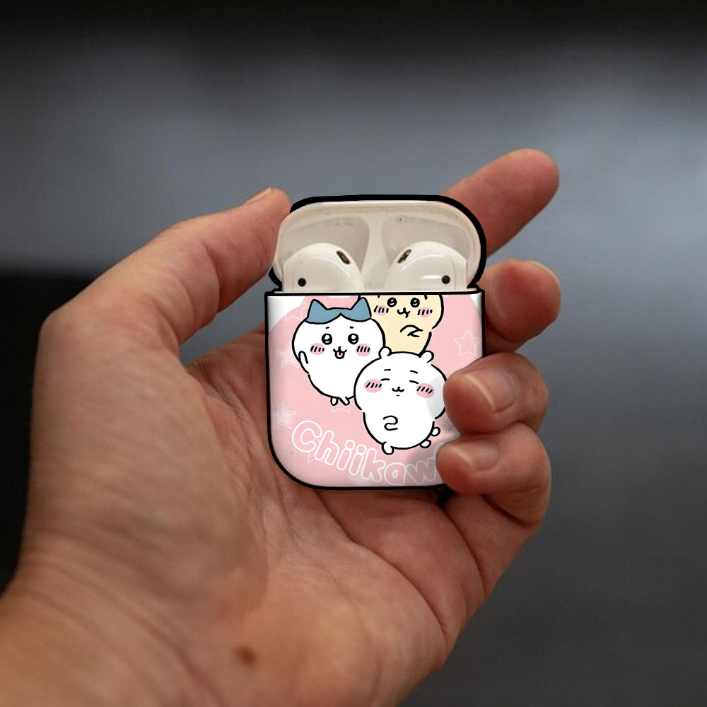 ちいかわ Chii-kawa AirPods 第2世代保護ケース ハードシェル ブラック 耐衝撃・防指紋・カラビナ付き
