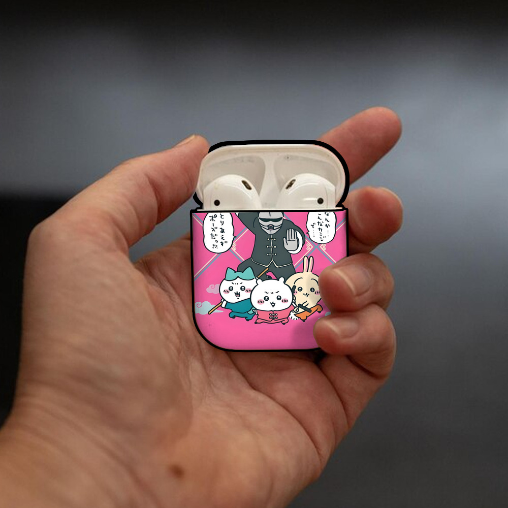 ちいかわ Chii-kawa AirPods 第2世代保護ケース ハードシェル ブラック 耐衝撃・防指紋・カラビナ付き