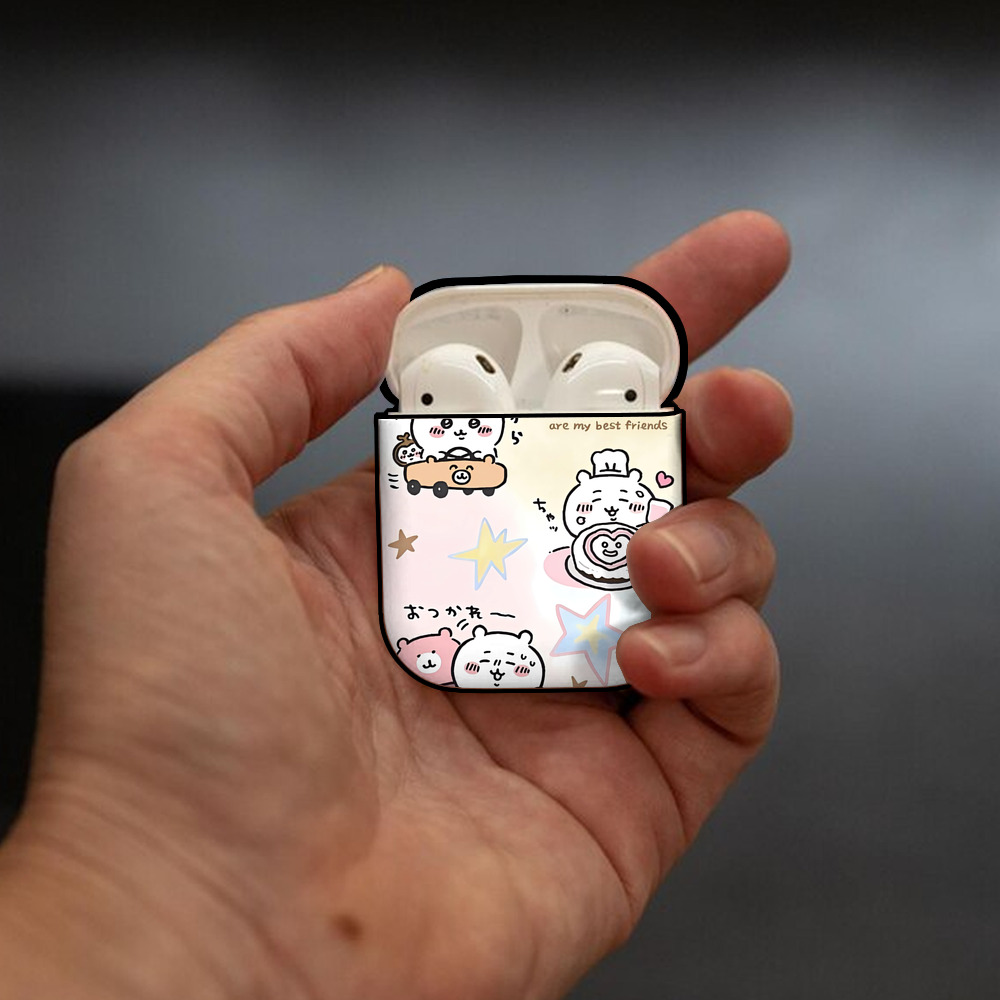 ちいかわ Chii-kawa AirPods 第2世代保護ケース ハードシェル ブラック 耐衝撃・防指紋・カラビナ付き