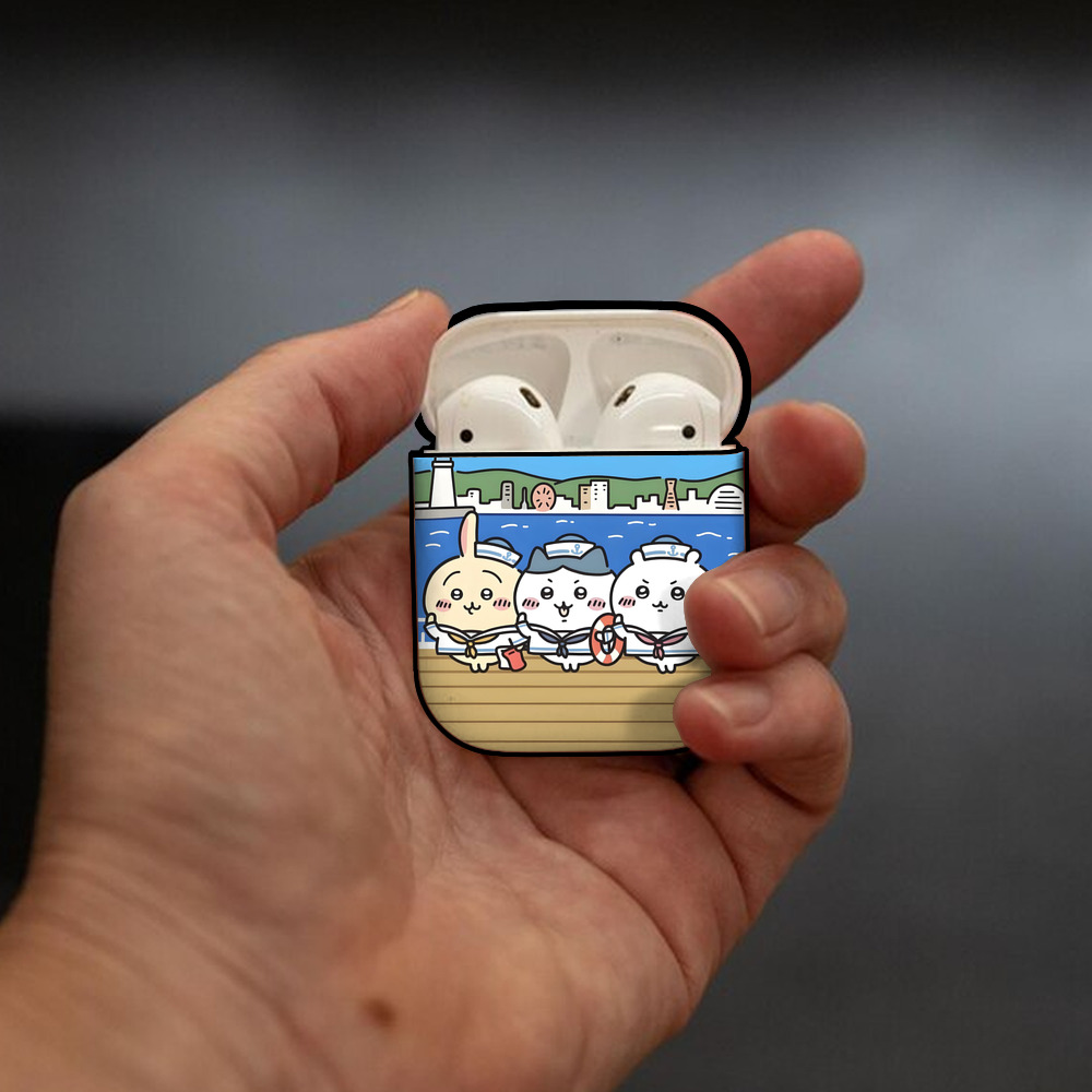 ちいかわ Chii-kawa AirPods 第2世代保護ケース ハードシェル ブラック 耐衝撃・防指紋・カラビナ付き