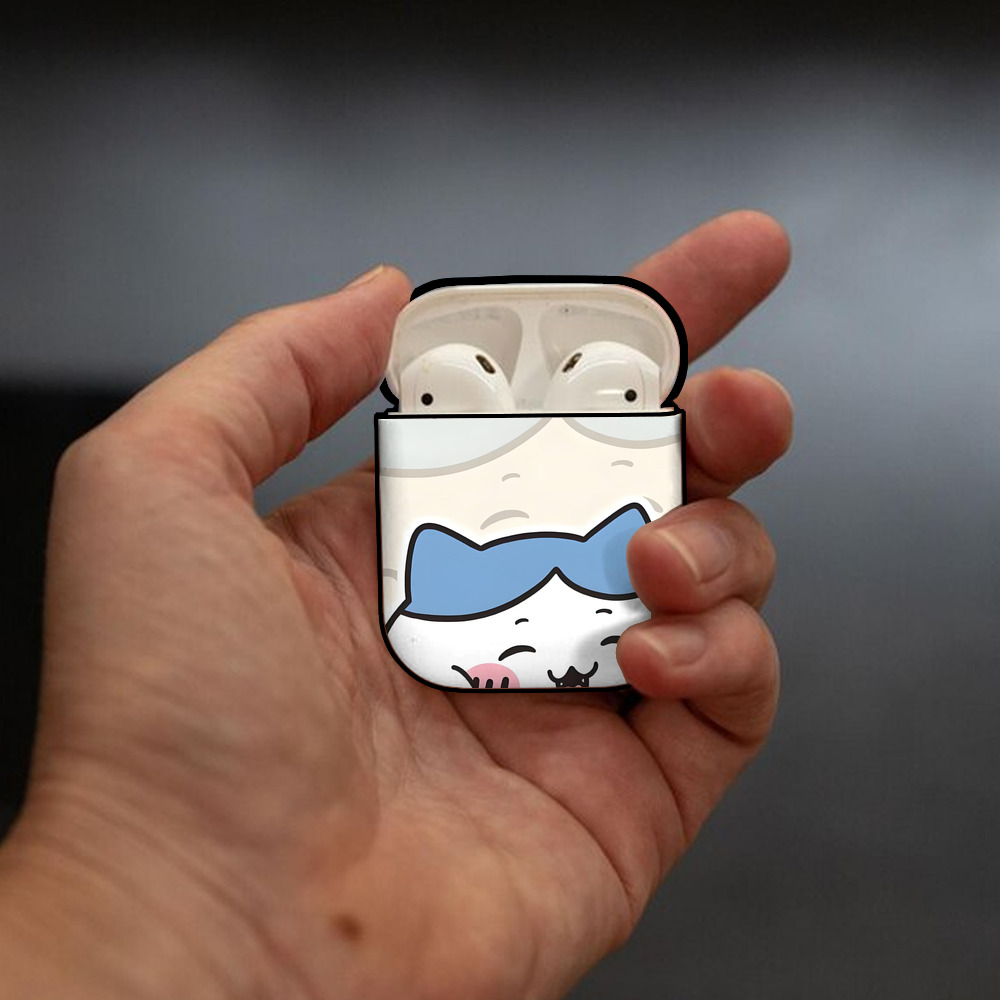ちいかわ Chii-kawa AirPods 第2世代保護ケース ハードシェル ブラック 耐衝撃・防指紋・カラビナ付き