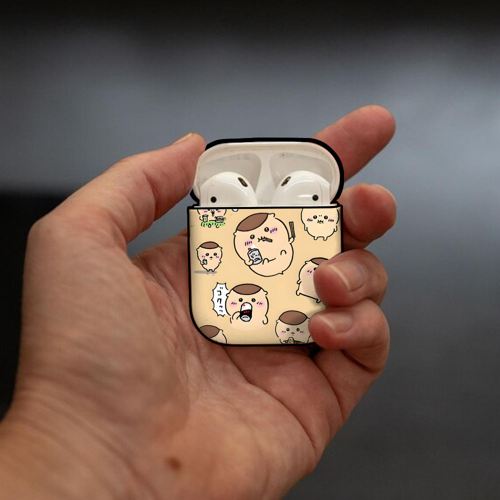 ちいかわ Chii-kawa AirPods 第2世代保護ケース ハードシェル ブラック 耐衝撃・防指紋・カラビナ付き
