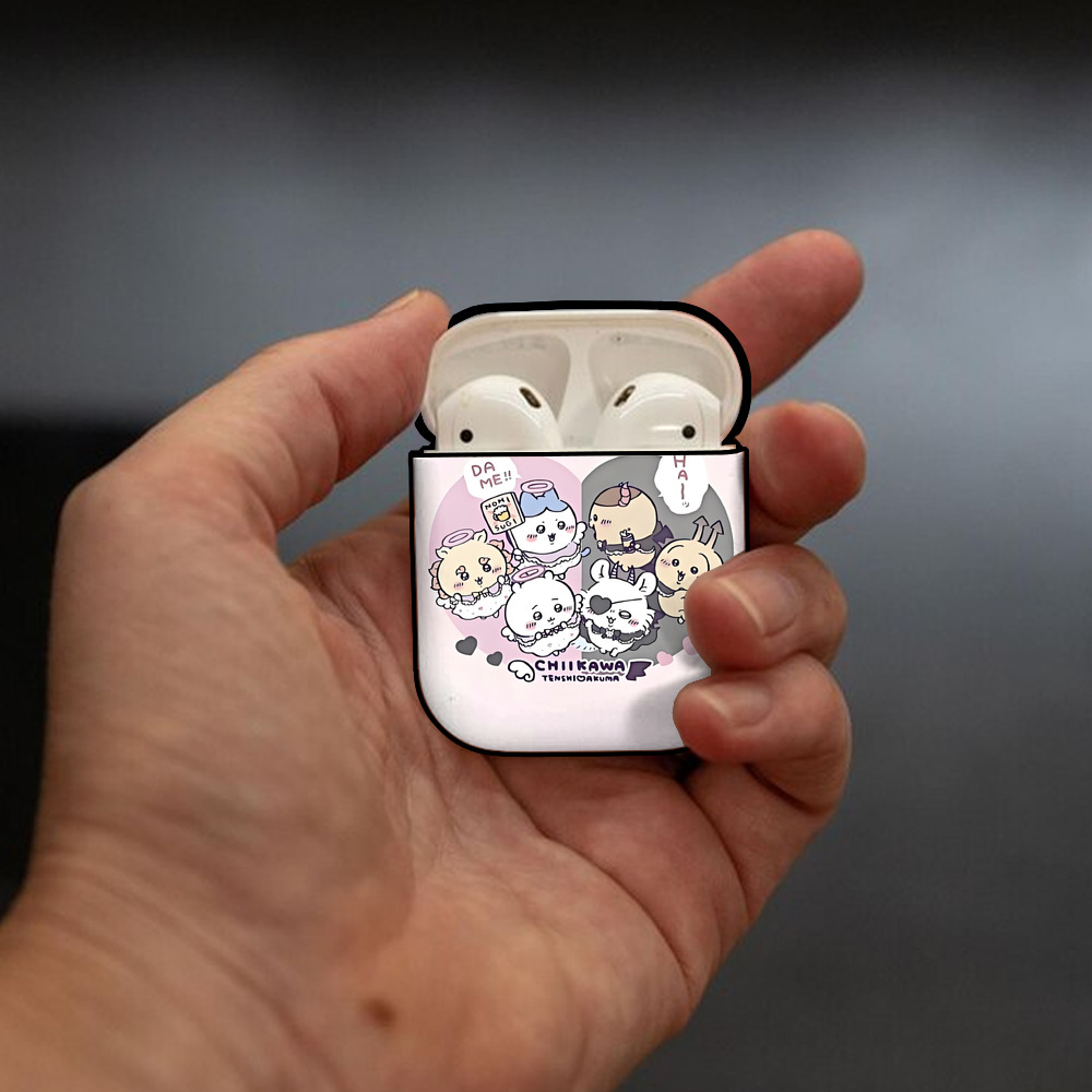 ちいかわ Chii-kawa AirPods 第2世代保護ケース ハードシェル ブラック 耐衝撃・防指紋・カラビナ付き