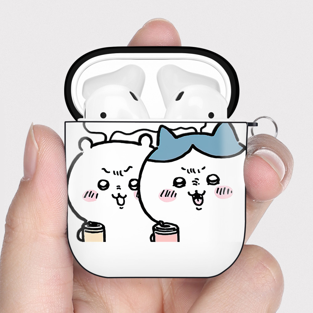 （画像用） ちいかわ ハチワレ Chii-kawa hachiware AirPods 第2世代保護ケース ハードシェル ブラック 耐衝撃・防指紋・カラビナ付き