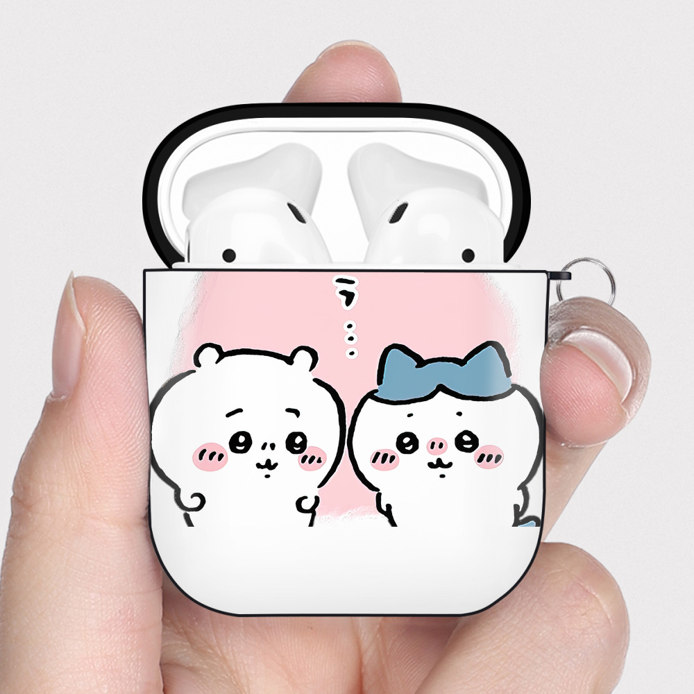 （画像用） ちいかわ ハチワレ Chii-kawa hachiware AirPods 第2世代保護ケース ハードシェル ブラック 耐衝撃・防指紋・カラビナ付き