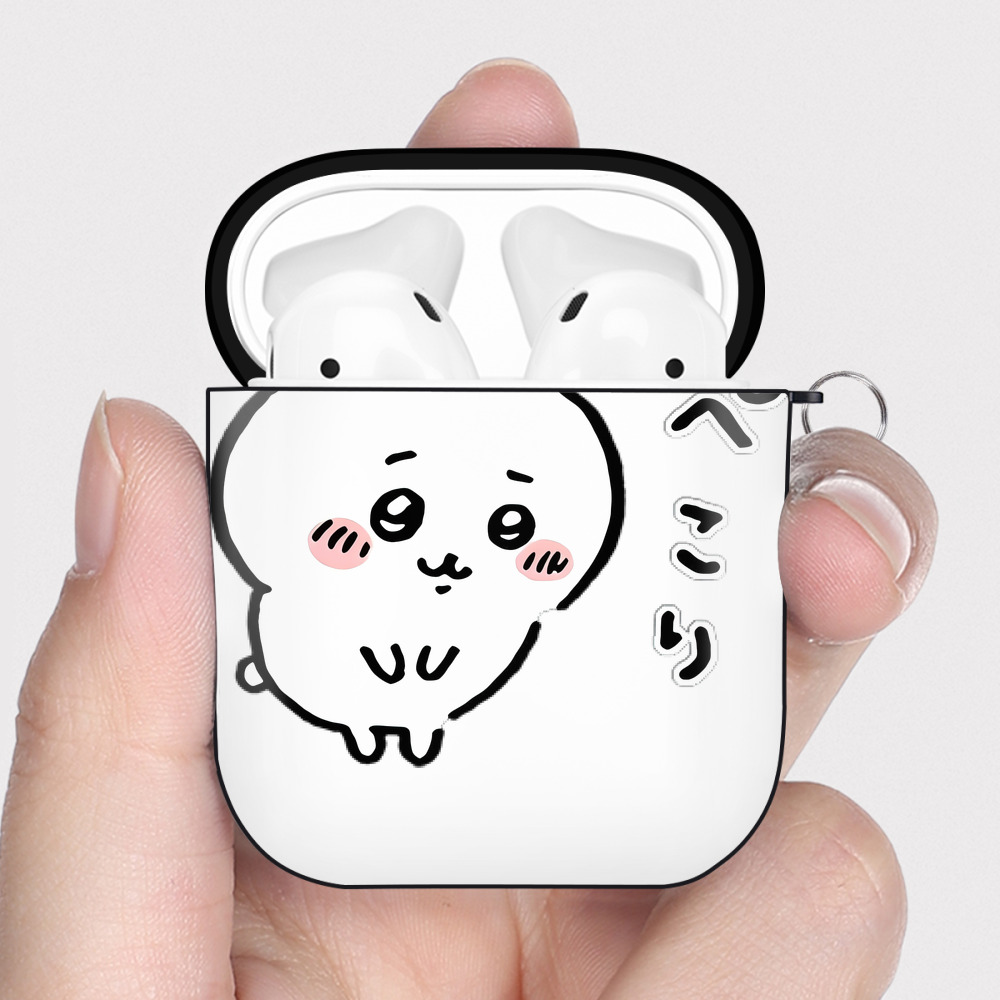 （画像用） ちいかわ ちいかわ Chii-kawa chiikawa AirPods 第2世代保護ケース ハードシェル ブラック 耐衝撃・防指紋・カラビナ付き