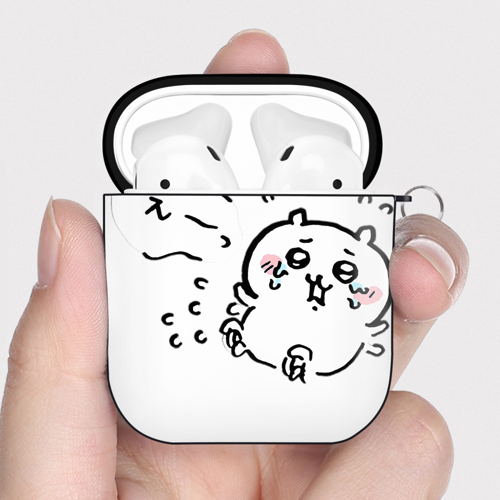 （画像用） ちいかわ ちいかわ Chii-kawa chiikawa AirPods 第2世代保護ケース ハードシェル ブラック 耐衝撃・防指紋・カラビナ付き