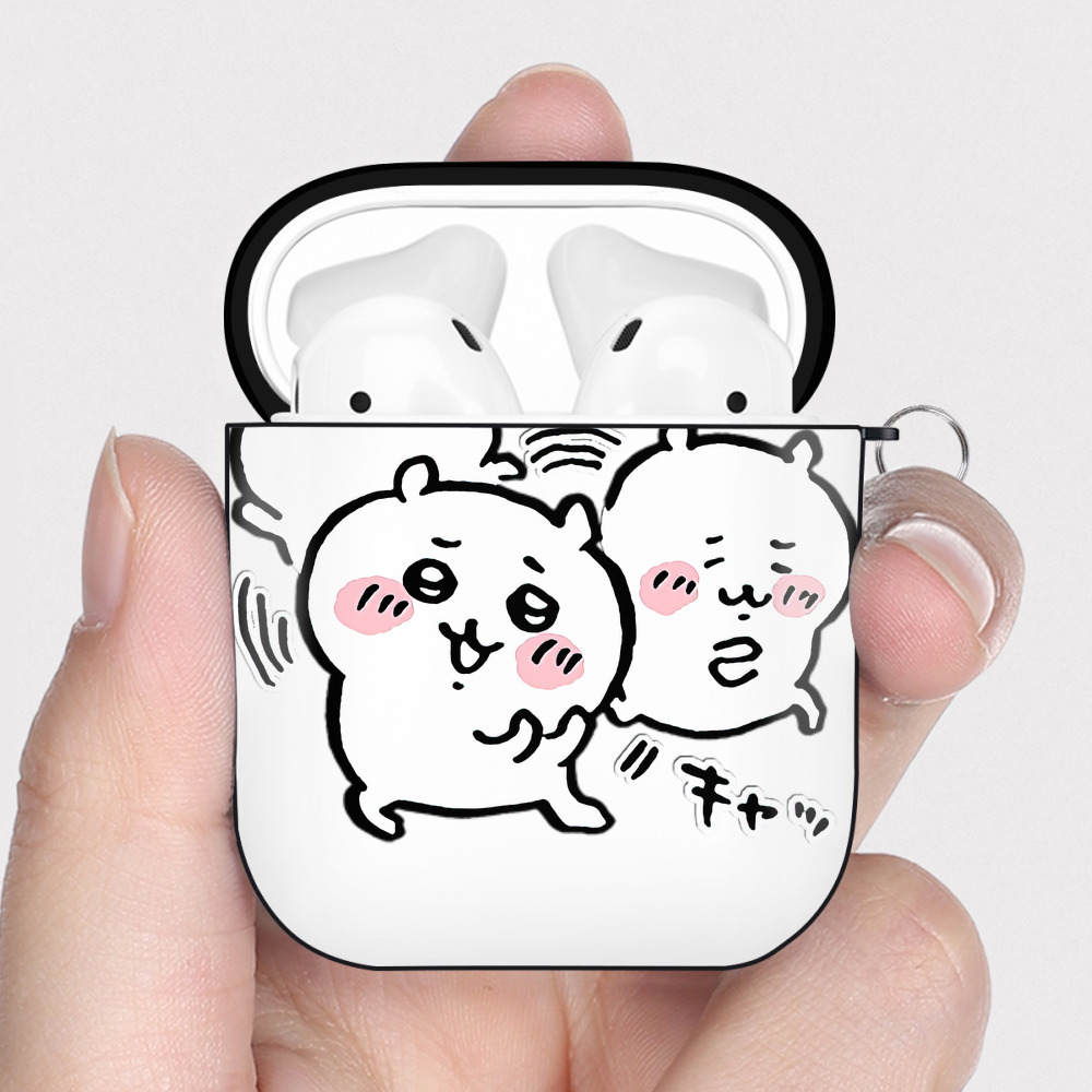 （画像用） ちいかわ ちいかわ Chii-kawa chiikawa AirPods 第2世代保護ケース ハードシェル ブラック 耐衝撃・防指紋・カラビナ付き
