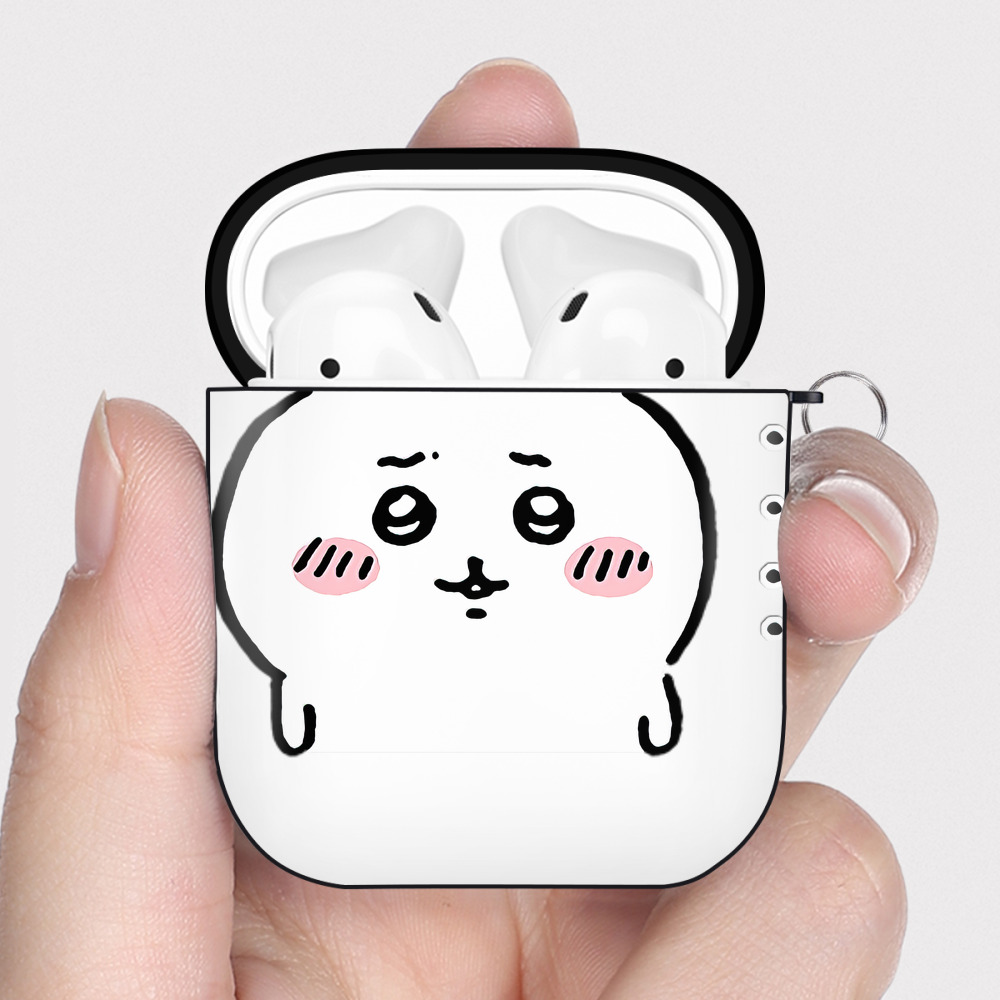 （画像用） ちいかわ ちいかわ Chii-kawa chiikawa AirPods 第2世代保護ケース ハードシェル ブラック 耐衝撃・防指紋・カラビナ付き