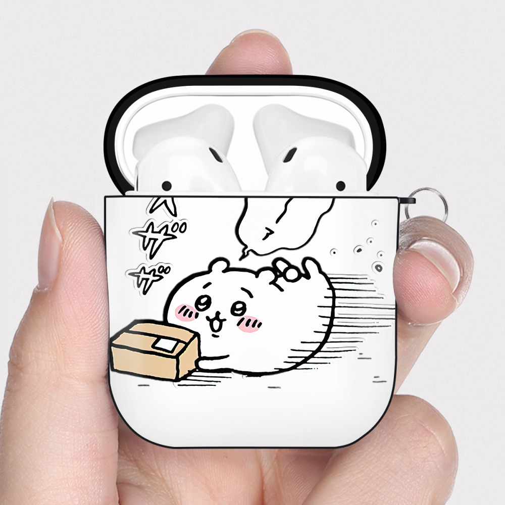 （画像用） ちいかわ ちいかわ Chii-kawa chiikawa AirPods 第2世代保護ケース ハードシェル ブラック 耐衝撃・防指紋・カラビナ付き