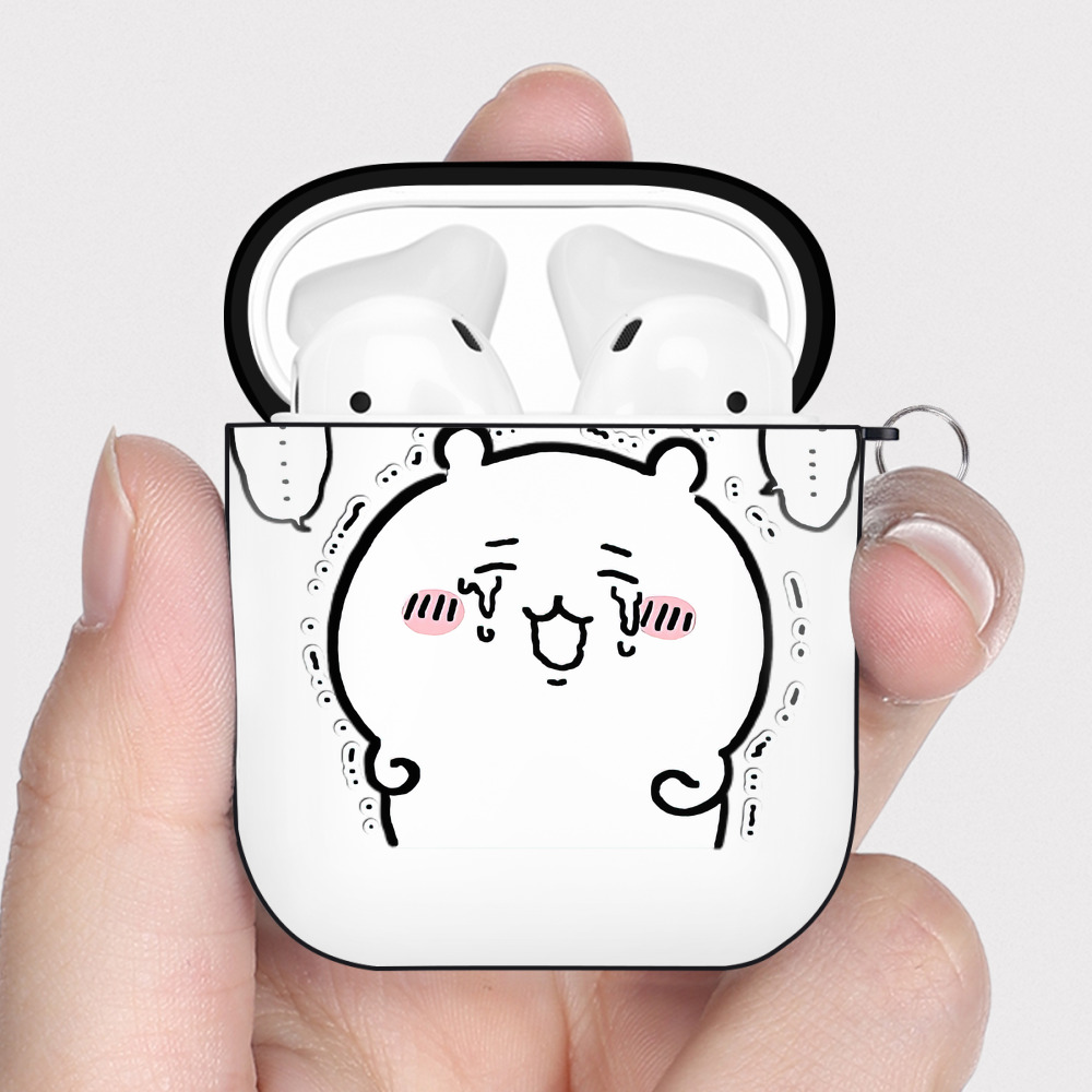 （画像用） ちいかわ ちいかわ Chii-kawa chiikawa AirPods 第2世代保護ケース ハードシェル ブラック 耐衝撃・防指紋・カラビナ付き