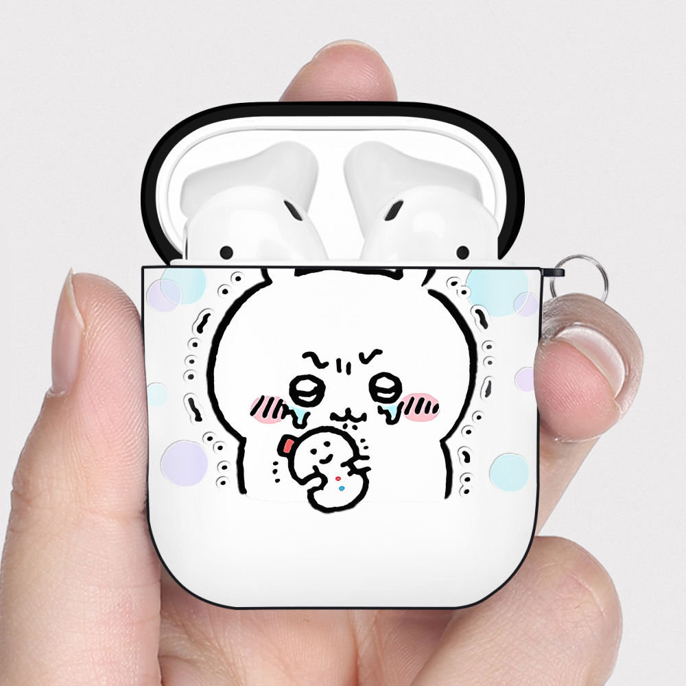 （画像用） ちいかわ ちいかわ Chii-kawa chiikawa AirPods 第2世代保護ケース ハードシェル ブラック 耐衝撃・防指紋・カラビナ付き