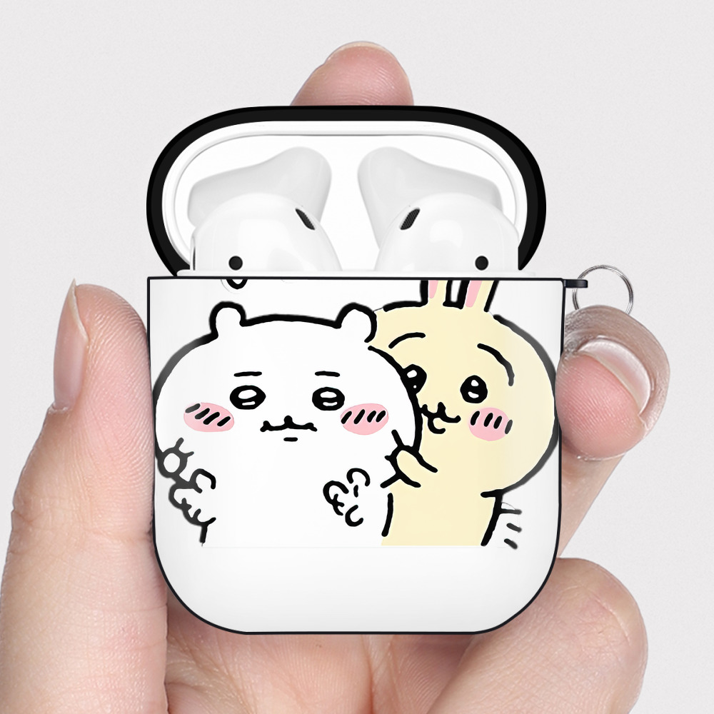 （画像用） ちいかわ うさぎ Chii-kawa usagi AirPods 第2世代保護ケース ハードシェル ブラック 耐衝撃・防指紋・カラビナ付き