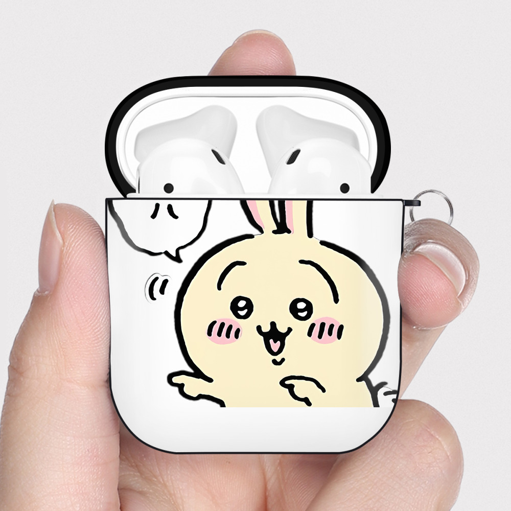 （画像用） ちいかわ うさぎ Chii-kawa usagi AirPods 第2世代保護ケース ハードシェル ブラック 耐衝撃・防指紋・カラビナ付き