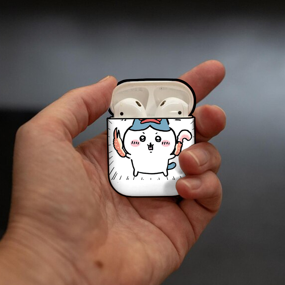 ちいかわ ハチワレ Chii-kawa hachiware AirPods 第2世代保護ケース ハードシェル ブラック 耐衝撃・防指紋・カラビナ付き
