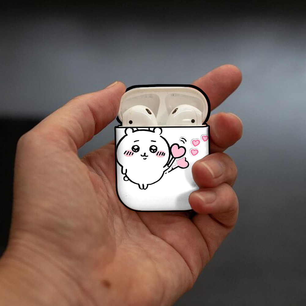 ちいかわ ちいかわ Chii-kawa chiikawa AirPods 第2世代保護ケース ハードシェル ブラック 耐衝撃・防指紋・カラビナ付き