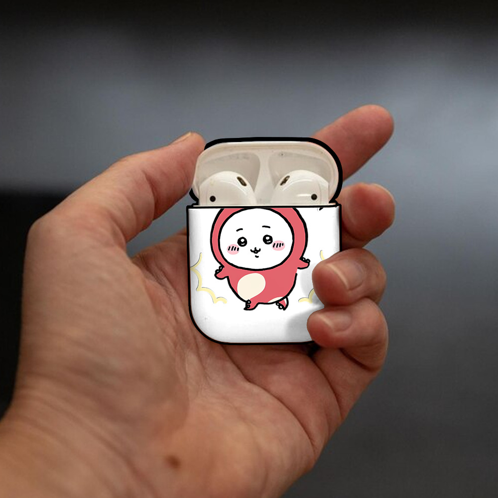 ちいかわ ちいかわ Chii-kawa chiikawa AirPods 第2世代保護ケース ハードシェル ブラック 耐衝撃・防指紋・カラビナ付き