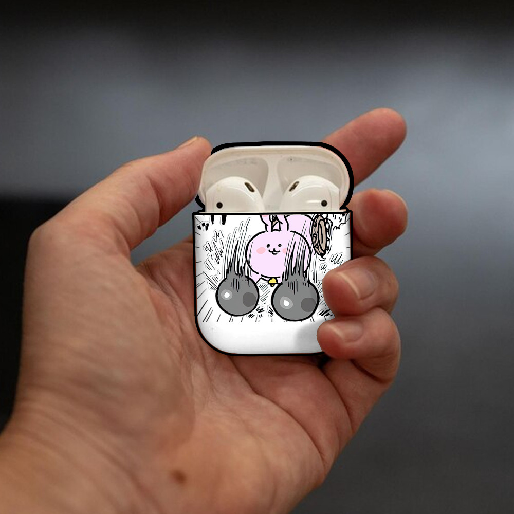 ちいかわ うさぎ Chii-kawa usagi AirPods 第2世代保護ケース ハードシェル ブラック 耐衝撃・防指紋・カラビナ付き