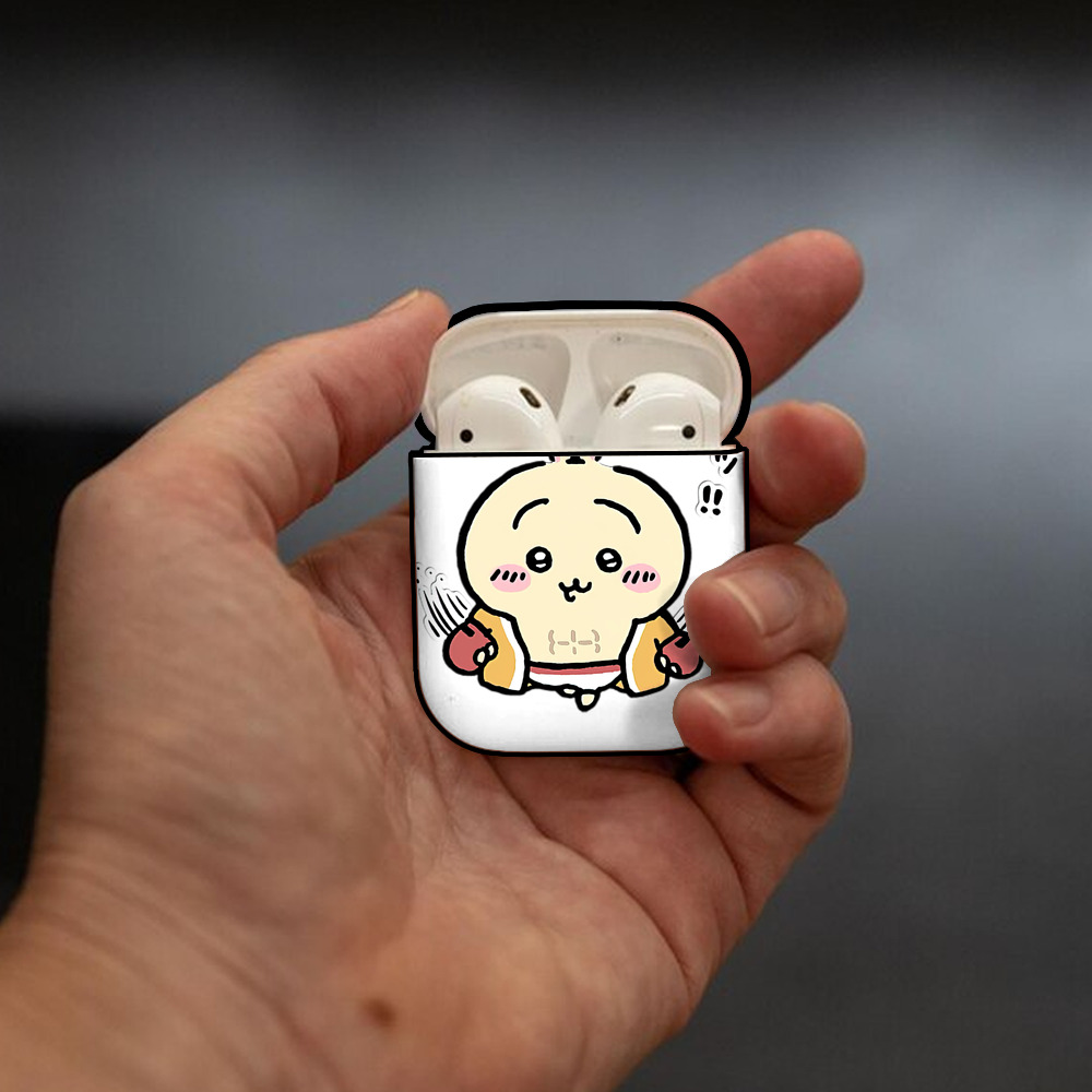ちいかわ うさぎ Chii-kawa usagi AirPods 第2世代保護ケース ハードシェル ブラック 耐衝撃・防指紋・カラビナ付き