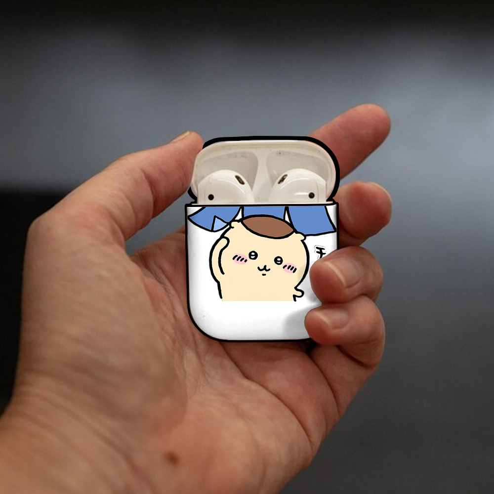 ちいかわ くりまんじゅう Chii-kawa kuri manjū AirPods 第2世代保護ケース ハードシェル ブラック 耐衝撃・防指紋・カラビナ付き