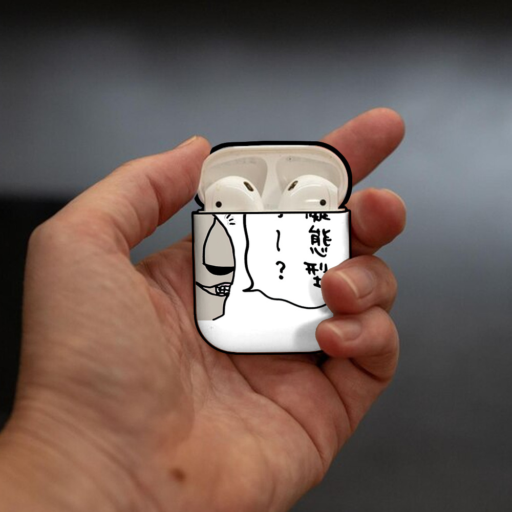 ちいかわ 労働の鎧さん Chii-kawa Mr. Armor of Labor AirPods 第2世代保護ケース ハードシェル ブラック 耐衝撃・防指紋・カラビナ付き